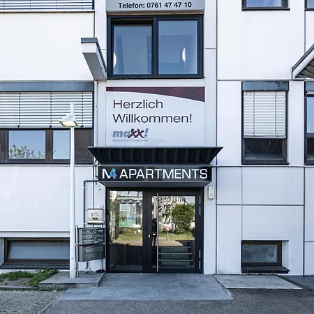 M4 Apartment *